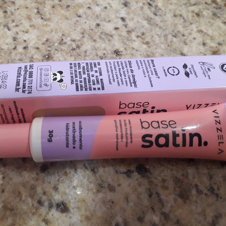 photo of Vizzela Cosméticos Base Satin shared by @samimogs on  13 Nov 2022 - review