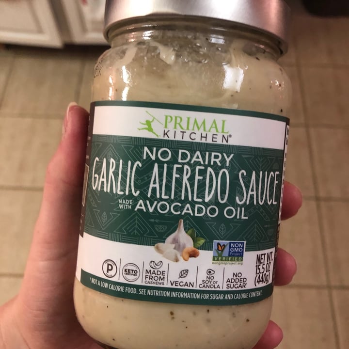 photo of Primal Kitchen Garlic Alfredo Sauce with Avocado Oil shared by @hadley on  25 Jan 2021 - review