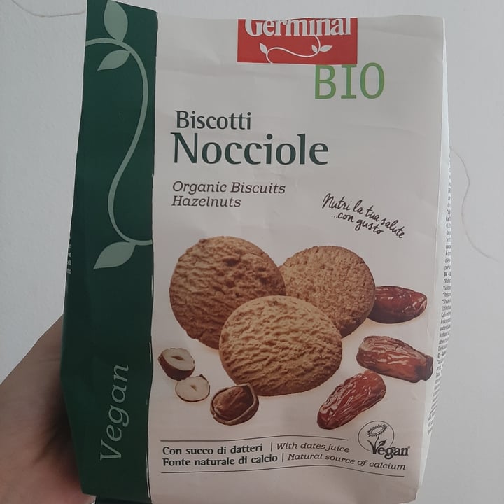 photo of Germinal Bio Biscotti Nocciole Con Succo Di Datteri shared by @aculem on  19 Jun 2022 - review