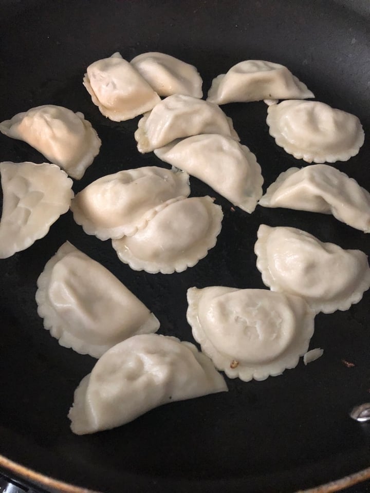 review photo of Nasoya Thai Basil Vegetable Dumplings shared by @elizabeth on 15 Feb 2020 - review