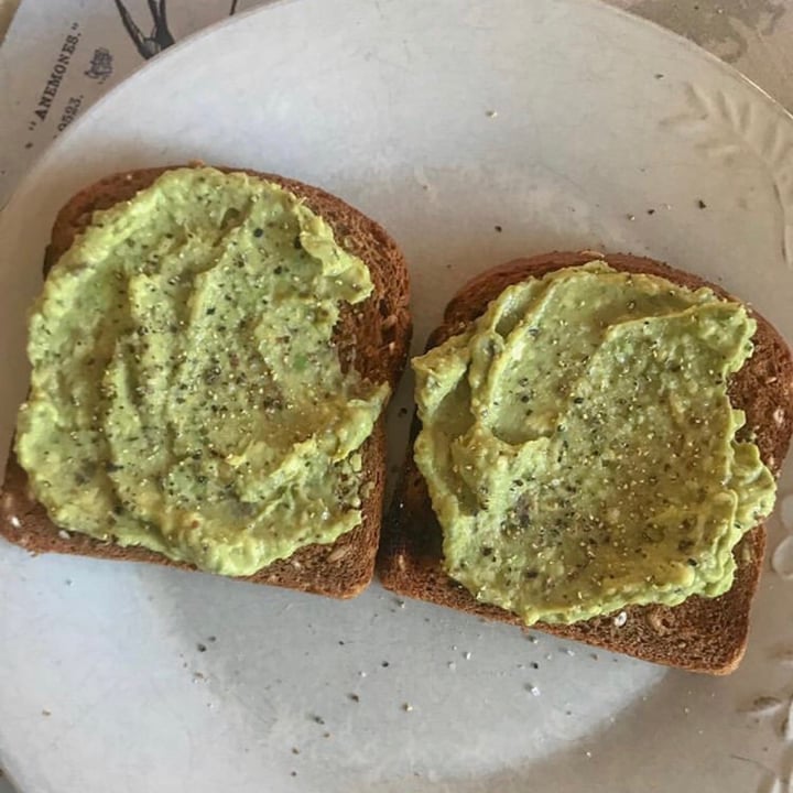 photo of Woolworths Food Freshly Smashed Avo shared by @wildkelso on  25 Aug 2020 - review