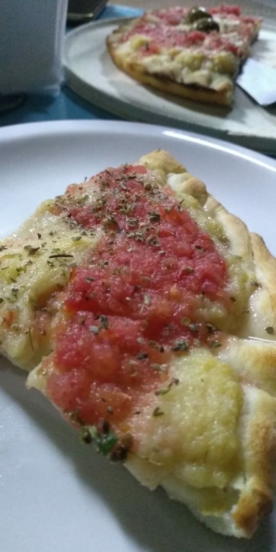 photo of Pizzas y Empanadas IL Giardino De Devoto Pizza con paparella shared by @moira on  15 Jan 2020 - review