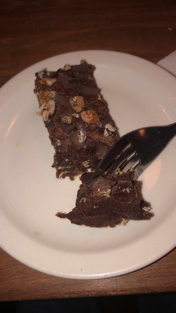 review photo of Delivino Cinder Toffee Brownie shared by @nandni on 22 Jul 2019 - review