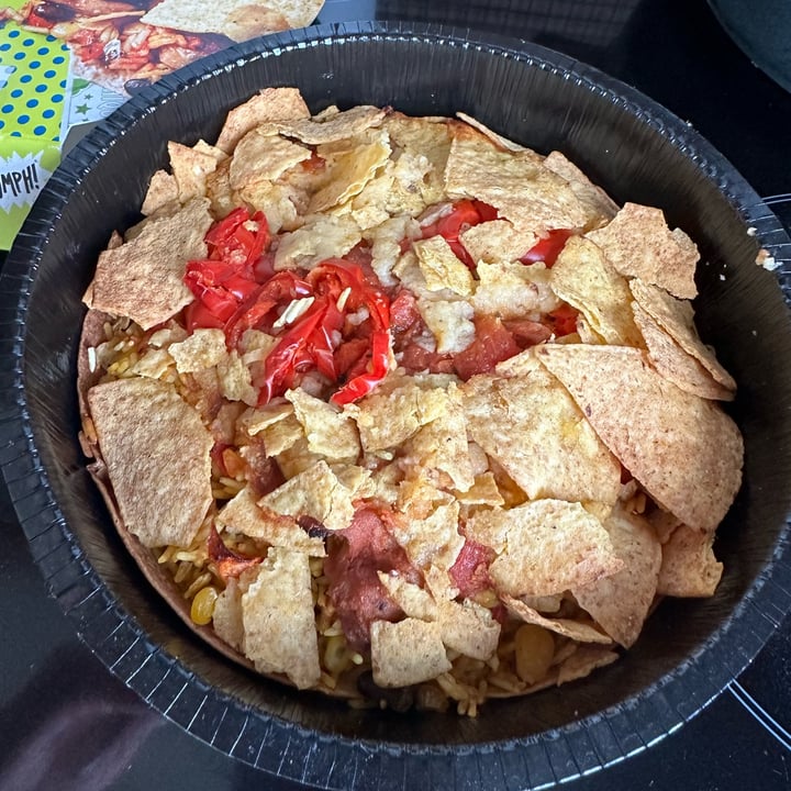 photo of chiquito Vegan Burrito Bowl shared by @leonsmeow on  08 Nov 2022 - review