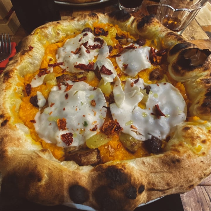review photo of Rosso Verace La “Vegetariana” veganizzata shared by @miriamsalamone on 18 Dec 2021 - review