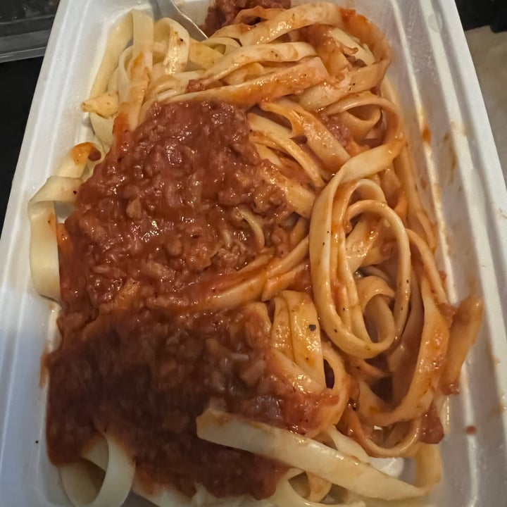 photo of VeGreen Burger beyond meat fettucine shared by @courtlynn on  24 May 2022 - review
