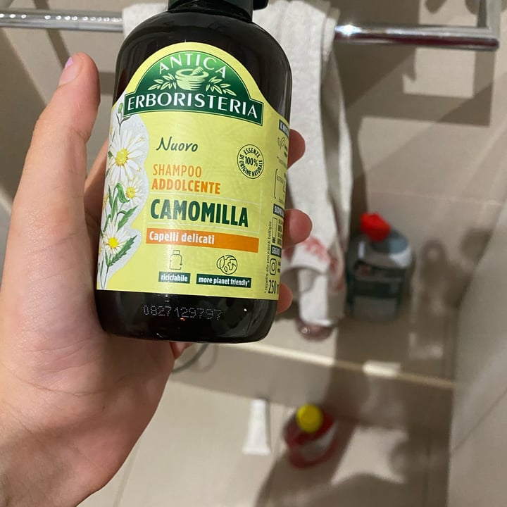 photo of Antica erboristeria Shampoo camomilla shared by @growingup-nomad on  20 Sep 2022 - review