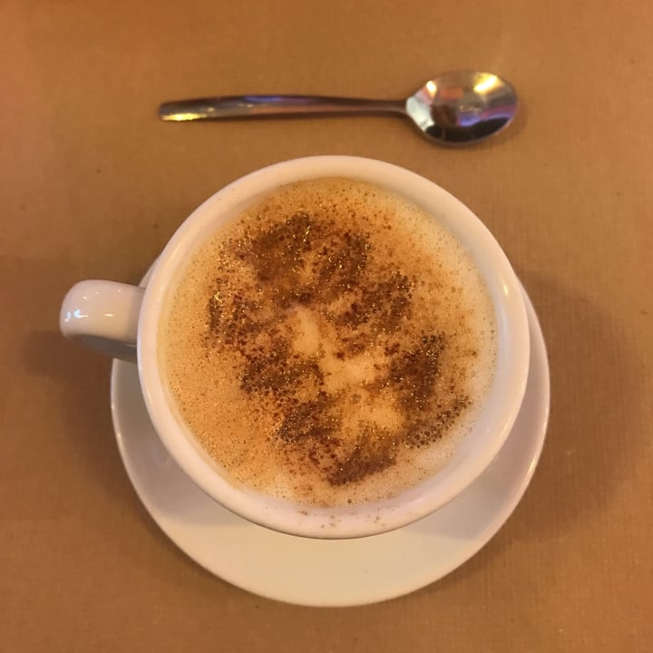 photo of Freedom Cakes Café con leche shared by @alinpadilla on  20 Oct 2020 - review