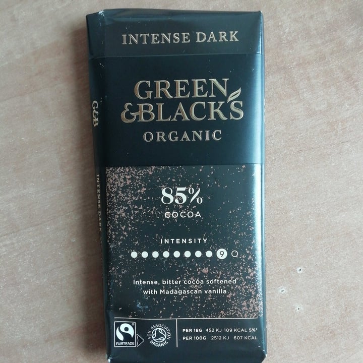 review photo of Green & Black's 85% Dark Chocolate Bar shared by @emmam99 on 03 May 2022 - review