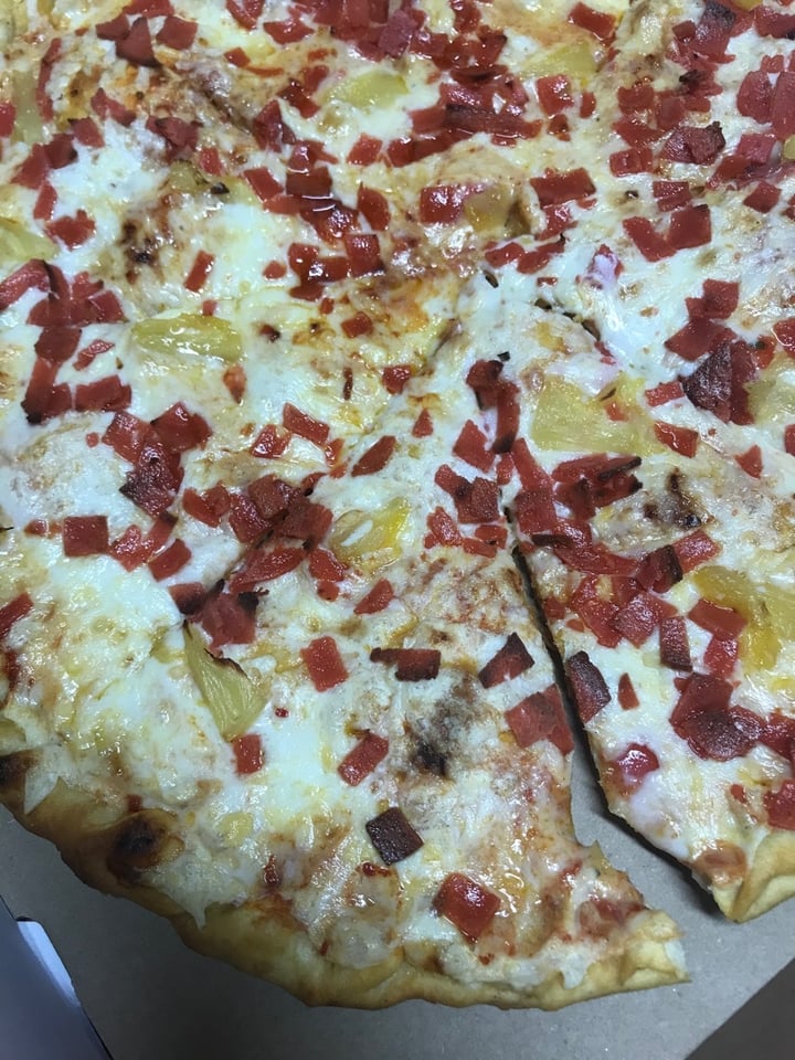 photo of Veggino's Pizza Pizza hawaiana shared by @efefloress on  02 Mar 2020 - review