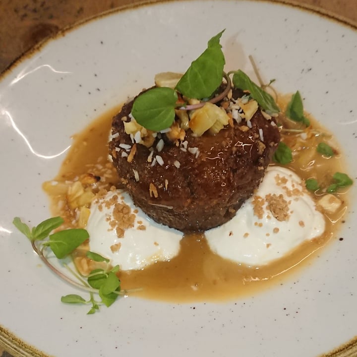 photo of OmNom Sticky Toffee Pudding shared by @sunmoony on  10 Mar 2022 - review