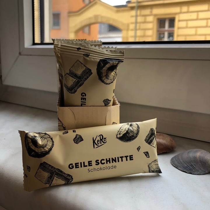 photo of Koro Geile Schnitte | Coconut Chocolate Bar shared by @lillboer on  06 Feb 2021 - review