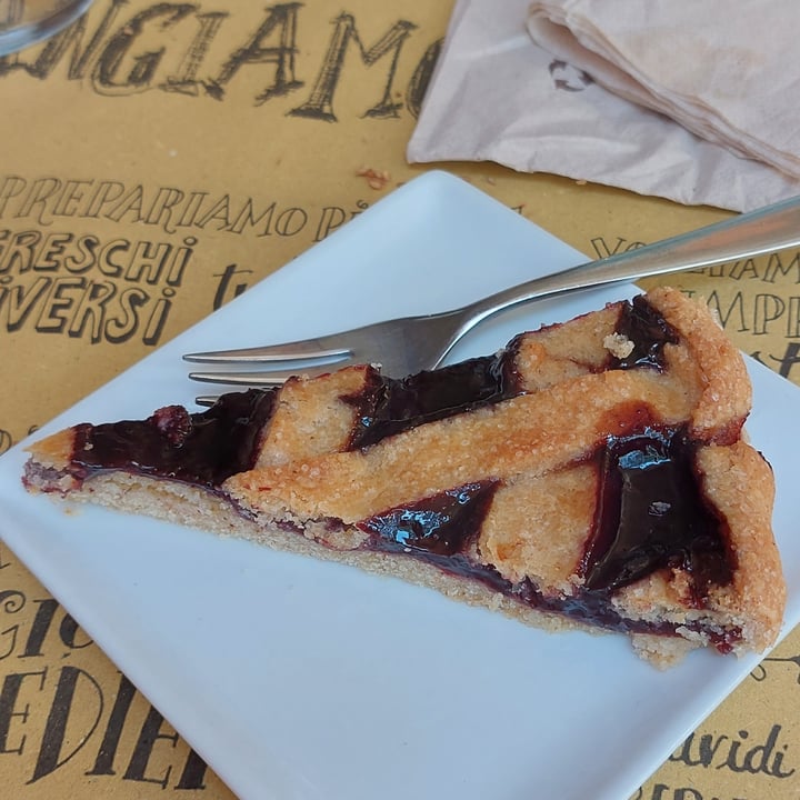 photo of Mangiamore crostata shared by @annoukkk on  02 Nov 2022 - review
