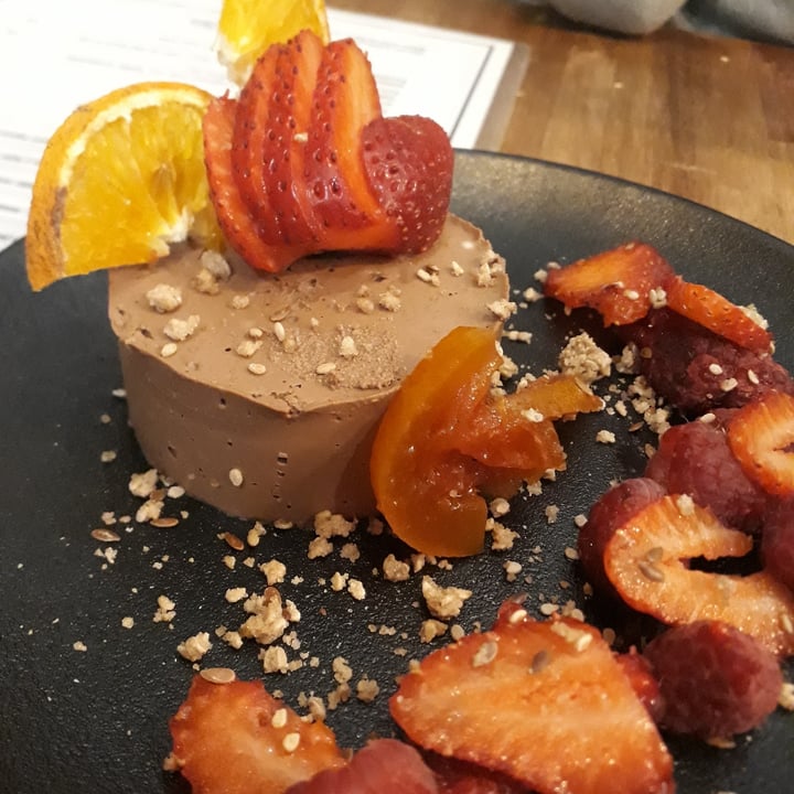 photo of Chimi Deli Cocina Natural Mousse de chocotofu shared by @iaragonzalezz on  10 Apr 2021 - review