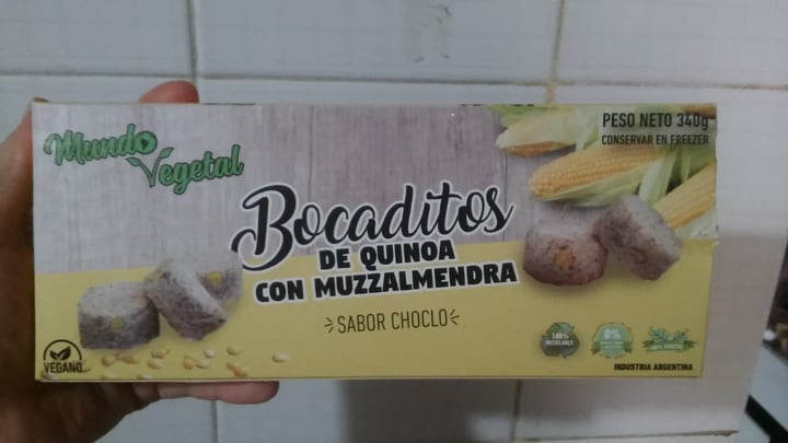 photo of Mundo Vegetal Bocaditos de Quinoa y Muzzalmendra sabor choclo shared by @rociomicaela on  26 Feb 2021 - review