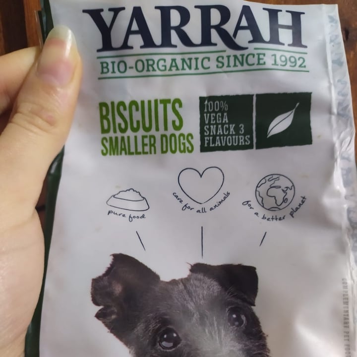 review photo of Yarrah Biscuits for Smaller Dogs shared by @claudiamiele on 01 Apr 2021 - review