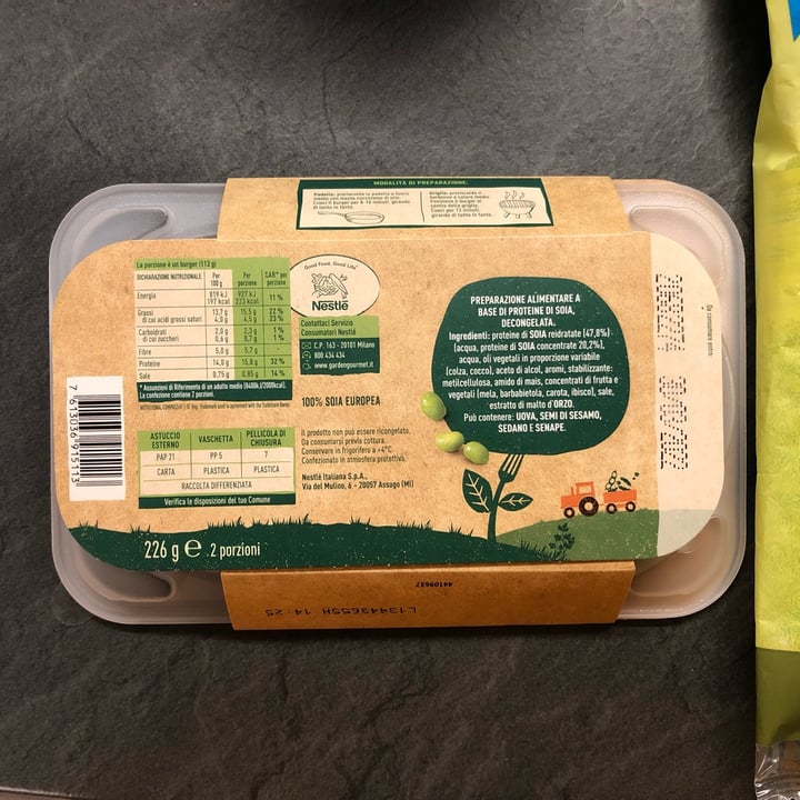 review photo of Garden Gourmet Sensational Burger shared by @rebeccavegan on 09 Apr 2022 - review