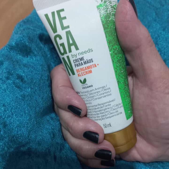 review photo of Greenwood Creme para mãos shared by @veronicafonte on 28 Apr 2022 - review
