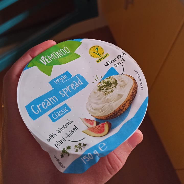 review photo of Vemondo Cream Spread Classic shared by @srtamatthews on 30 Jan 2022 - review