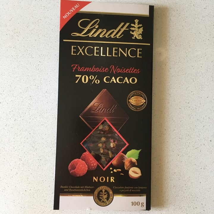 photo of Lindt Excellence 70% Framboise Noisettes shared by @fedina98 on  18 Jun 2021 - review