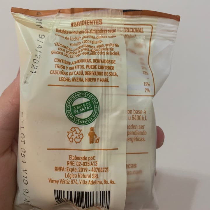 photo of Felices Las Vacas Alfajor Maicena shared by @danisufo on  14 Apr 2021 - review