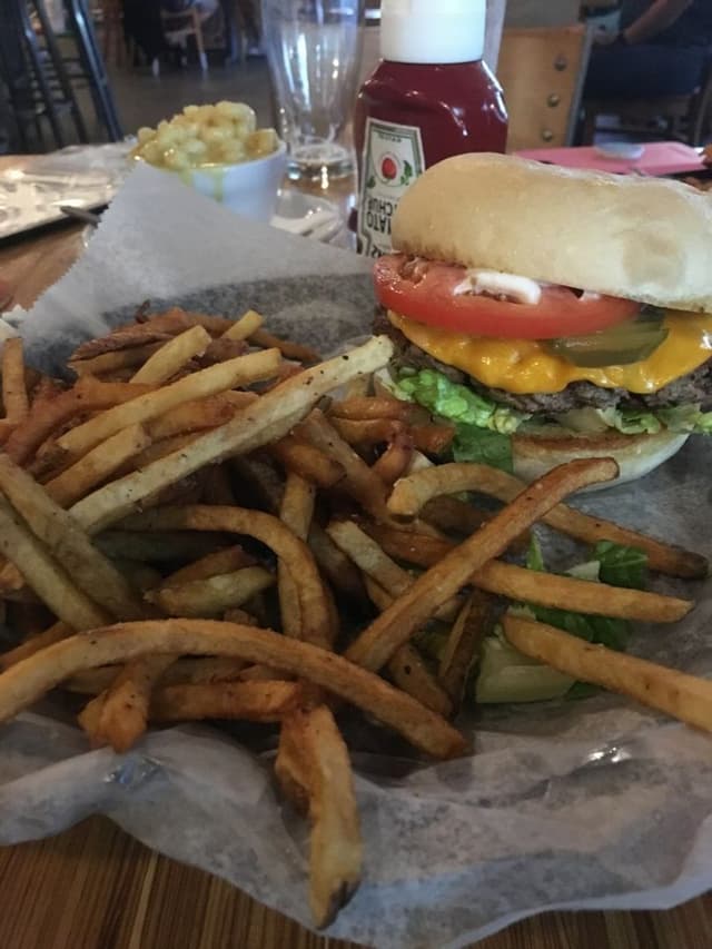 Photo of the dish “The Impossible Burger Deluxe”