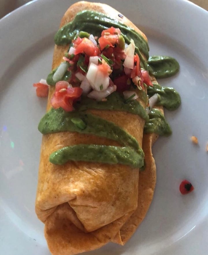 photo of Pop's Garage Pop's Potato Burrito shared by @plantpoweredpisces on  12 Oct 2019 - review