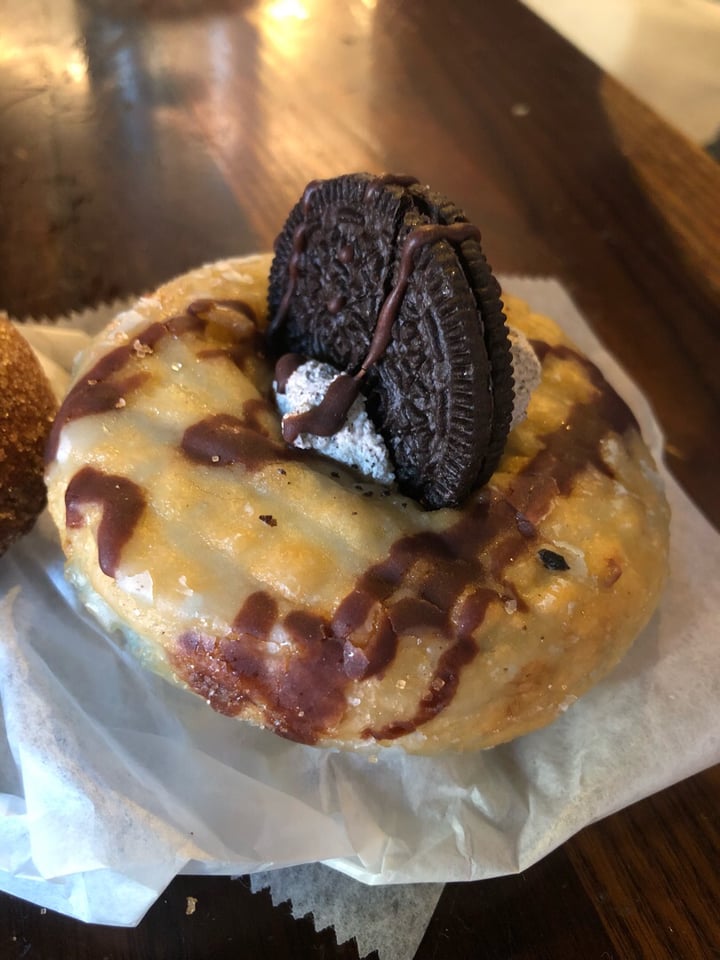 photo of The Cinnamon Snail Cookie Monster Donut shared by @sp3416 on  23 Aug 2019 - review