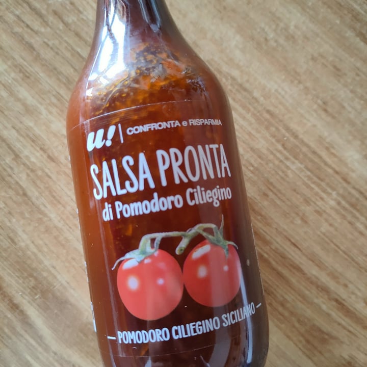 photo of Unes salsa pronta di pomodoro ciliegino shared by @ariannabrtp on  10 Oct 2022 - review