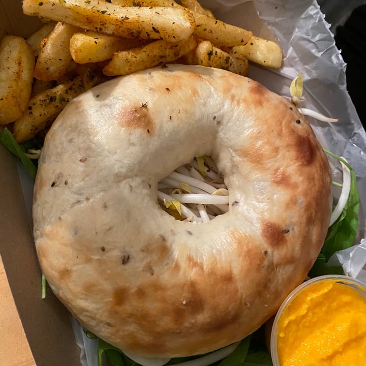 photo of Framheim Cerveceria Super Bagel shared by @aloha88 on  19 Jul 2021 - review
