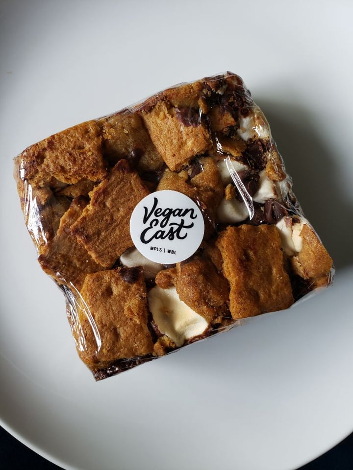 photo of Vegan East S'more Bar shared by @jenicalyonclapsaddle on  28 Oct 2019 - review