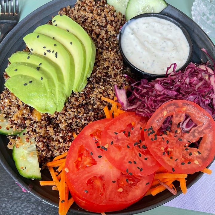 photo of Veggiezz X Garden gyros bowl shared by @misscyanide on  23 Aug 2022 - review