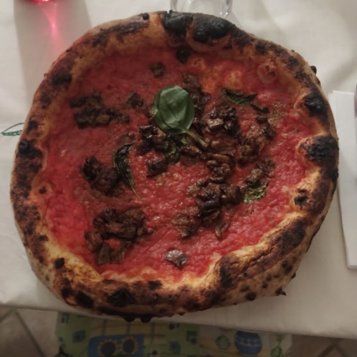 photo of Pizzamorefantasia Marinara Con Melanzane Fritte shared by @chiaracappellini on  09 Dec 2022 - review