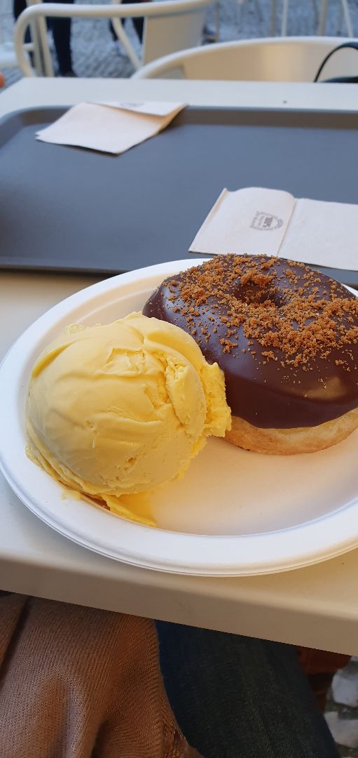 review photo of Scoop 'n Dough Doughnuts shared by @nutsandpumpkin on 28 Dec 2019 - review