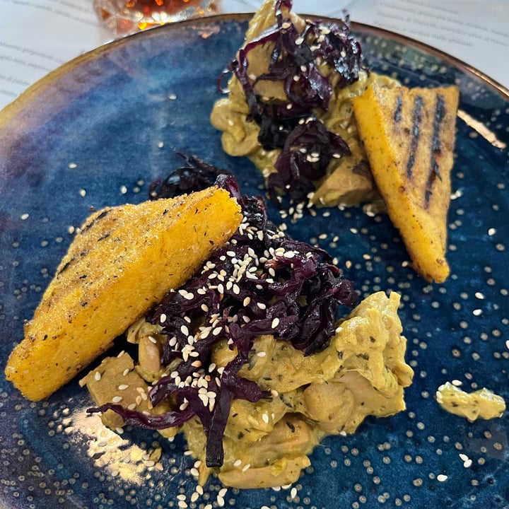 review photo of Romeow Cat Bistrot Arachidi D'autore: Dessert Alle Arachidi Con Cuore Di Caramello Salato, Copertura Di Cioccolato Fondente, Crunchy Di Arachidi Salate, Sable E Banana Soffiata shared by @usmile16 on 02 Apr 2022 - review