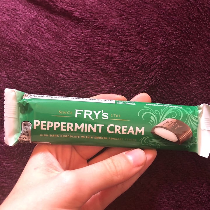 photo of Fry's Chocolate Fry's Peppermint Cream shared by @gracielacie on  02 Feb 2020 - review