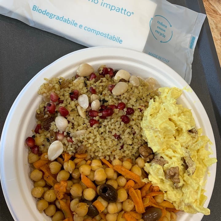 photo of Semi di Sesamo Gastronomia Veg Ceci, Carote E Olive Con Insalata Di Noci E Maionese Veg shared by @rosmartina on  10 Mar 2021 - review