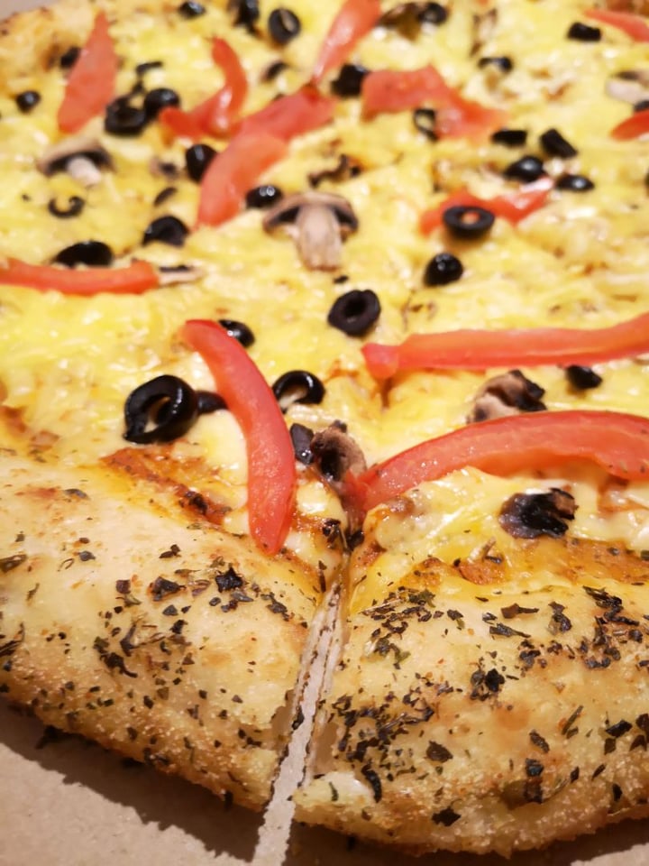 review photo of TOSTADISIMO Pizza con queso vegano shared by @frufru on 22 May 2019 - review