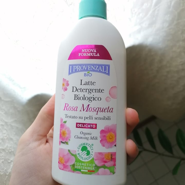 photo of I Provenzali Latte Detergente Biologico Rosa Mosqueta shared by @asiagaleotti on  30 Apr 2022 - review