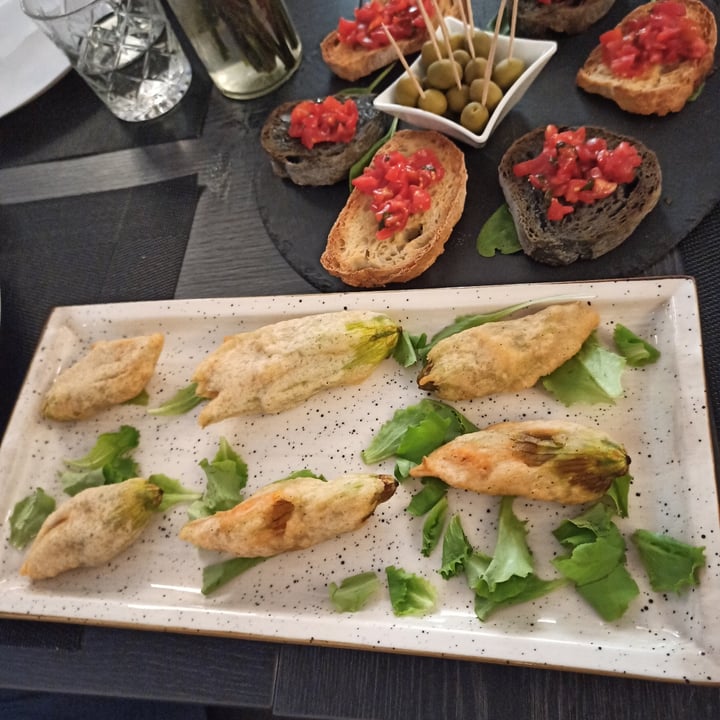 photo of Pizzeria "I Partenopei" Brescia Antipasto misto shared by @annaboodmann on  08 Jun 2022 - review