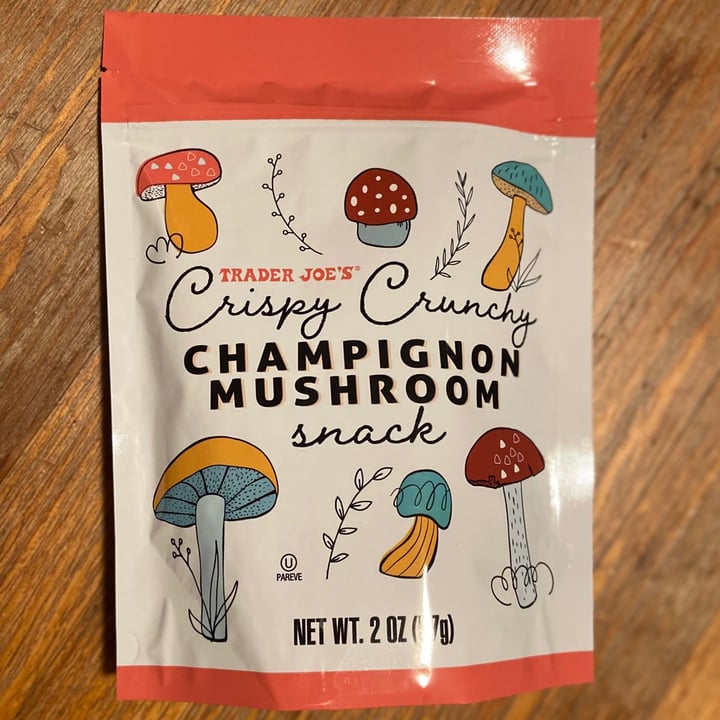 photo of Trader Joe's Crispy Crunchy Champignon Mushroom Snack shared by @phillyvegan on  16 Sep 2021 - review