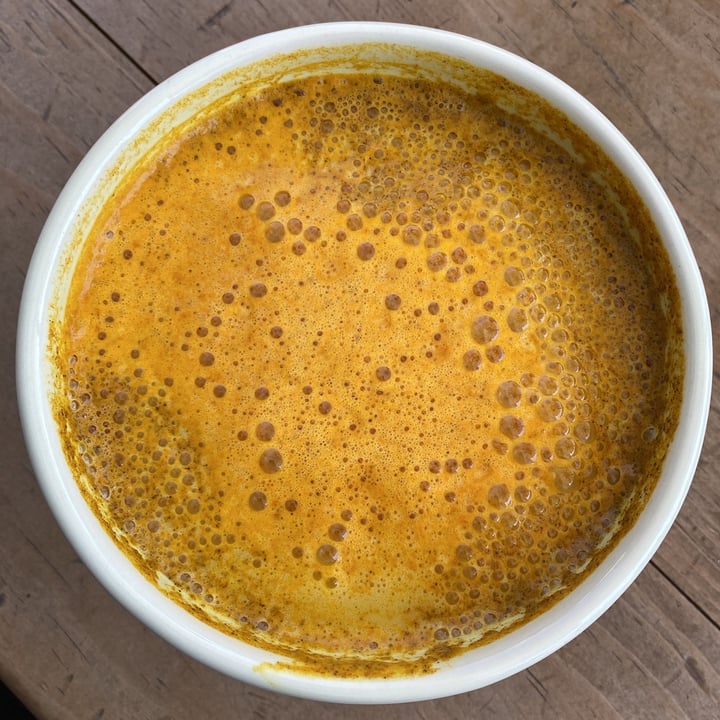 review photo of Le Pain Quotidien Pilares Golden milk shared by @veronicamaria on 25 Jul 2021 - review