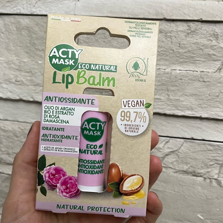 photo of Acty mask Lip balm shared by @giuliettaveg on  17 Jun 2022 - review
