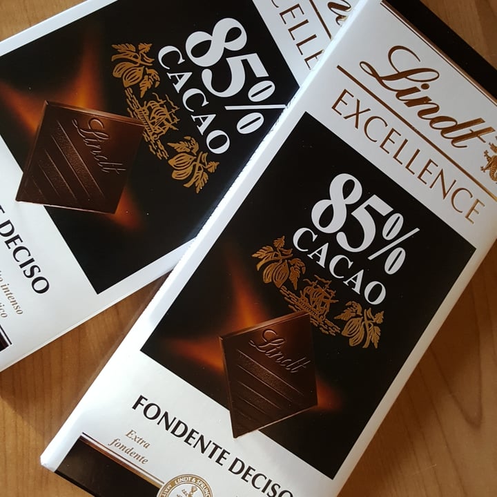 photo of Lindt 85% Cocoa Excellence Rich Dark shared by @michelaa70 on  06 Oct 2021 - review