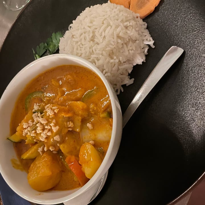 photo of Thai Princess - Ristorante Thailandese curry rosso shared by @lauraccontrafatto on  08 Oct 2022 - review