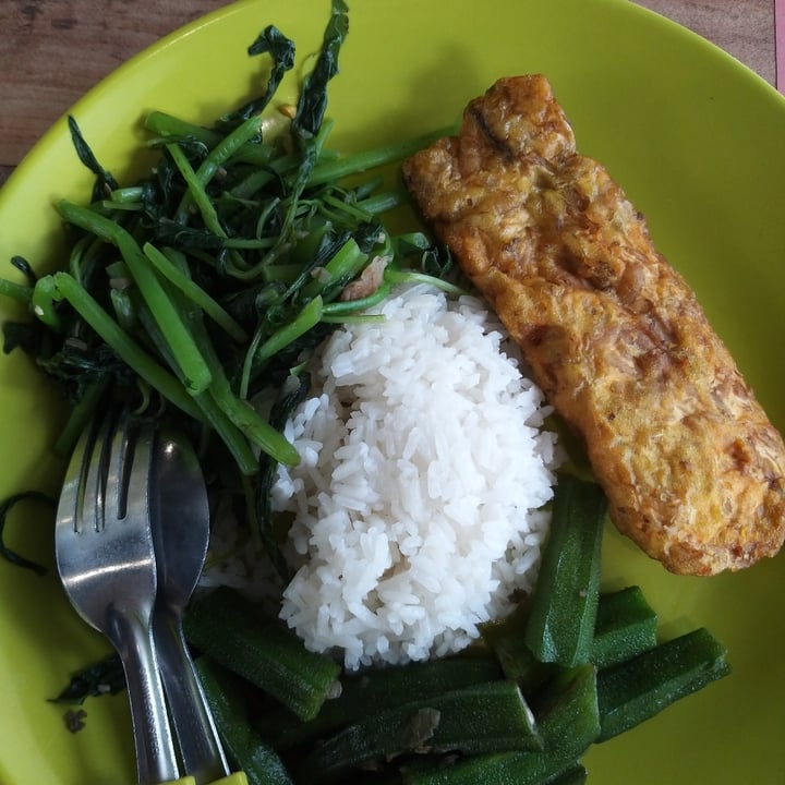 photo of NUS Science Canteen (Frontier Phase 1) Malay rice shared by @darkchocoholic on  12 Jan 2022 - review