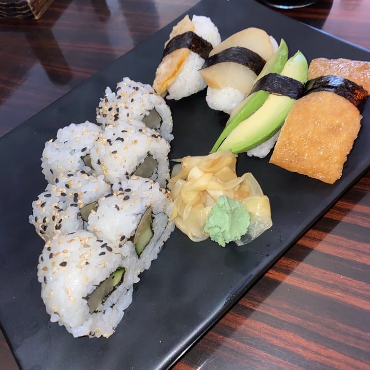 photo of Nippon Kitchen Vegan 10 Piece Sushi Platter shared by @foodvictorias on  28 Jul 2020 - review