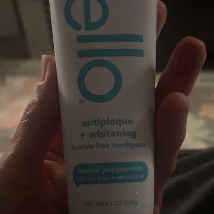 review photo of HelloBody Fluoride Free Toothpaste shared by @debthebweb on 07 Apr 2022 - review