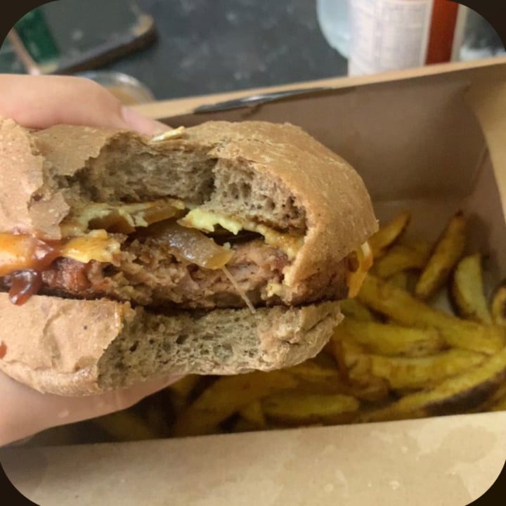 photo of Veginn Beyond Meat BBQ shared by @zaytona on  22 Jun 2022 - review