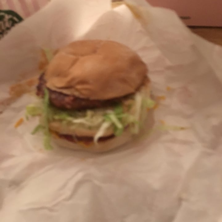 photo of Neat Burger Soho Cheese burger shared by @annaskeens on  30 Jun 2021 - review